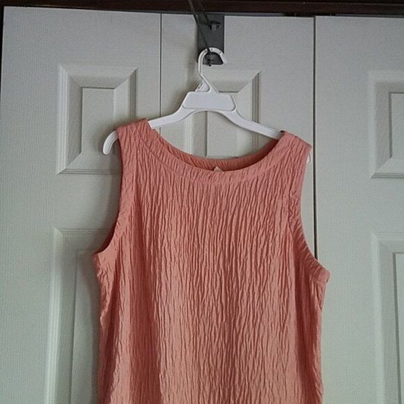 Peach Short Sleeve Blouse Size L - Picture 2 of 7